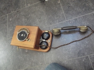Altes Siemens Wandtelefon Fernsprecher Holz Messing usw