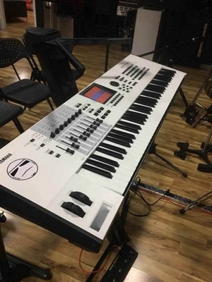 Yamaha Motif XF7 Keyboard Synthesizer WHITE Anniversary (MINT) Bild 1