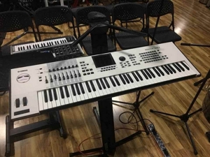 Yamaha Motif XF7 Keyboard Synthesizer WHITE Anniversary (MINT) Bild 3