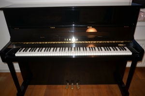 YAMAHA - Piano - Klavier - Modell V 118 N-T - schwarz poliert Bild 5