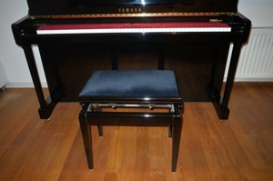 YAMAHA - Piano - Klavier - Modell V 118 N-T - schwarz poliert Bild 8
