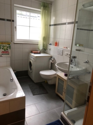 Schöne möblierte 1,5 Zimmer Wohnung in grüner stadtnahen Lage Bild 9