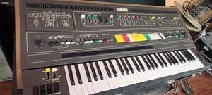 Vintage Yamaha CS-60 Polyphonic Analog Synthesizer Keyboard hard carry case