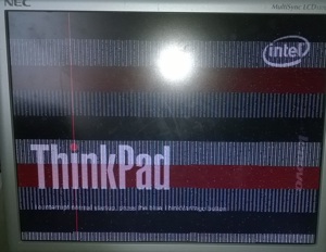 Lenovo IBM ThinkPad R60 Notebook mit zwei Defekten, zwei Netzteilen und Dockingstation Bild 4