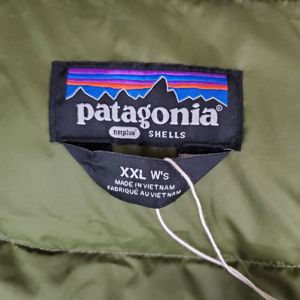 PATAGONIA NEU 329 $ grüne Damen-Kapuzenjacke mit Kapuze Größe 2XL 600 Daunen Bild 9