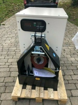 30   40   60   80   100 kVA Zapfwellengenerator Notstromaggregat Stromerzeuger Bild 3