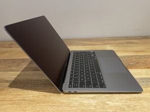 Apple MacBook Air 2020 i5 1.1GHz 16GB 2TB QWERTY  Bild 5
