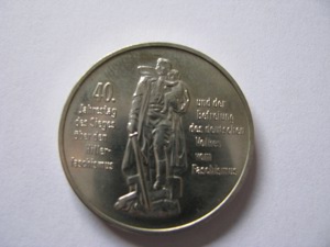 DDR - Münzen Bild 1