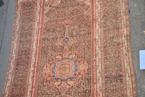 Großer alter Teppich, Maße 607x316 cm, arabisch signiert bezeichnet Bild 5