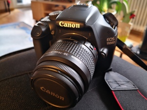 Neuwertige Digital - Fotoausrüstung von Canon Bild 1
