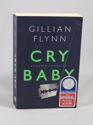 Cry Baby - Scharfe Schnitte von Gillian Flynn - 0,90  