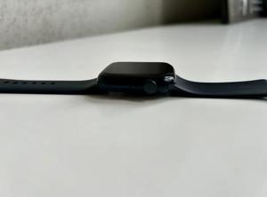Apple Watch 7 45mm Bild 3