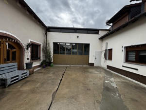 Wohnhaus   Gästehaus und Lager - ideal für Handwerksbetrieb und zum Vermieten oder Großfamilien