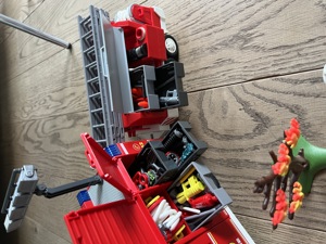 Playmobil Feuerwehr Rüstfahrzeug - gebraucht Bild 2