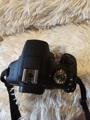  Canon EOS 2000D 24,1MP Digitale Spiegelreflexkamera (Kit mit EF-S 18-55mm IS II Bild 3
