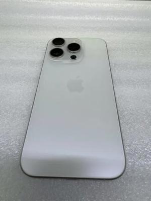 Apple iPhone 15 Pro   128 GB   Weißes Titan (entsperrt) Bild 1