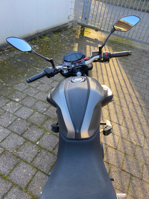 Yamaha MT125 Motorrad Bild 5