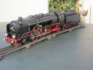 märklin 20 volt dampflokomotive HR 70 12920 mit 4 achs. tender spur 0 Bild 4
