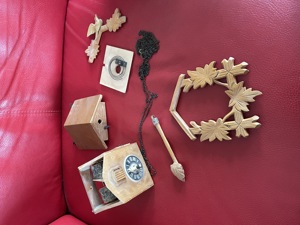 Kuckucksuhren 2 Stück leicht überholungsbedürftig  Bild 5