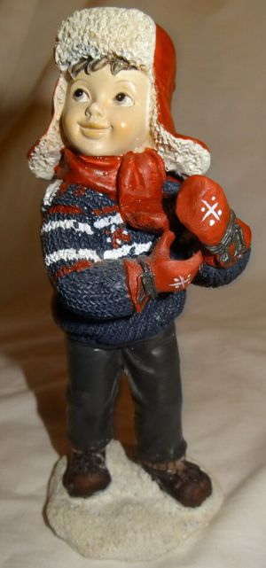 DL Junge im Winter ohne Laterne Dekoration H16  6,5x5,5 cm gebraucht gut erhalte