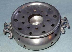 DL Peltro Reinzinn 95% Stövchen 6,5h 1712,5  7,5 kaum benutzt sehr gut erhalten Retro   Gebrauchtes,