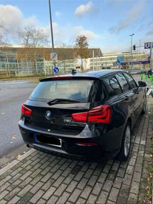 BMW 118 BMW 118i Advantage Bild 4
