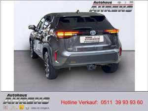 Toyota Yaris Cross Hybrid 1.5 Team D AHK Safety Paket Metallic Bild 3