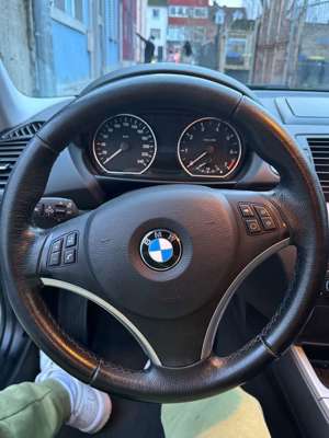BMW 116 116i E87 iM gepflegten zustand fährt sauber VHB Bild 5