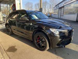 Alfa Romeo Stelvio Quadrifoglio Q4 Bild 3