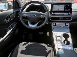 Hyundai KONA E Style -Navi-LED-Apple CarPlay-AndroidAuto-PDC vo Bild 4