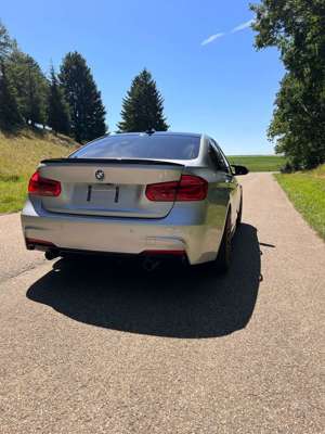 BMW 330 i M Sport Shadow Line Automatik Bild 4