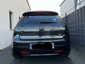 Volkswagen Golf GTI Pirelli Bild 4