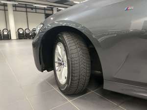 BMW 320 i Touring M Sport SAG+Ada.Fahrw.+AHK+KFZ+Sitz.elek Bild 2