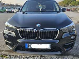 BMW X1 sDrive18d Advantage Bild 1
