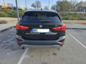 BMW X1 sDrive18d Advantage Bild 2