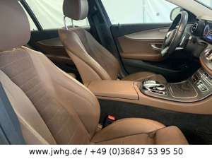 Mercedes-Benz E 300 AMG Line LED Comand 19" Widescr Distr+ Kam Bild 3