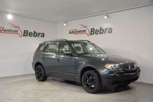 BMW X3 3.0d Xenon/Navi/Leder/Panorama/AHK/SHZ/PDC Bild 3