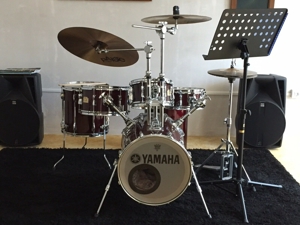 Yamaha Hip Gig Drum Set