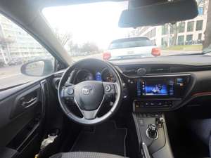 Toyota Auris 1.8 VVT-i Hybrid Automatik Team Deutschland Bild 5