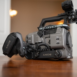 Sony PXWFX9V FX9 Professional Camcorder - Black Bild 6