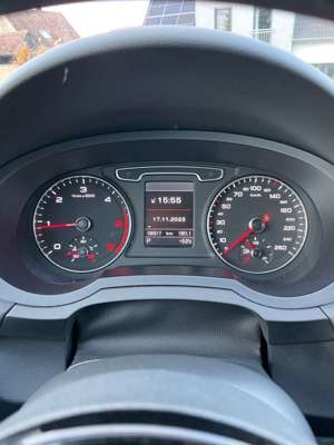 Audi Q3 2.0 TDI quattro, 130 KW (177PS) Anhängerkupplung Bild 5