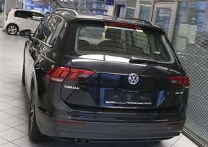 Volkswagen Tiguan Comfortline Navi,Climatr.,Parkpilot,SHZ Bild 5