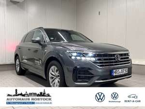 Volkswagen Touareg R-Line 4M 3.0 V6 INNOVATION LEDER