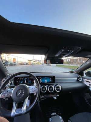 Mercedes-Benz CLA 200 d AMG Line/ AMG Optik Bild 5