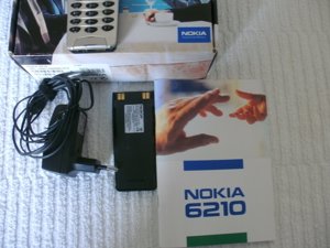 Nokia 6210 Handy mit Original Verpackung und Zubehör. Bild 5