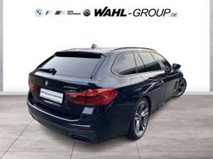 BMW 550 M550d xDrive TOURING LEDER AHK PANO HUD NAVI PROF Bild 2