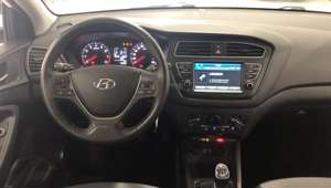 Hyundai i20 i20 1.0 T-GDI 74KW ESSENCE LE Bild 4