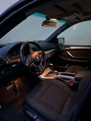 BMW X5 3.0 i Bild 3