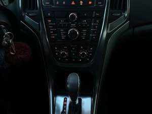 Opel Astra Innovation 1.4 Turbo Sport Automatik NAVI parksens Bild 5