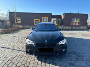 BMW 525 D 218PS M-Paket *HUD*Soft*Pano*Bi-Xenon*AHK* Bild 4